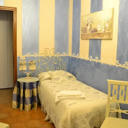 Appartement Relais De La Place Desenzano del Garda
