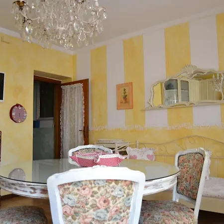 Appartement Relais De La Place Desenzano del Garda