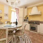 Διαμέρισμα Relais De La Place Ντεζεντσάνο ντελ Γκάρντα