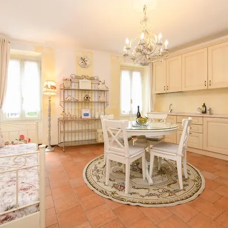 Relais De La Place Διαμέρισμα *