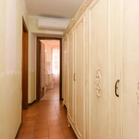 Διαμέρισμα Relais De La Place Ντεζεντσάνο ντελ Γκάρντα