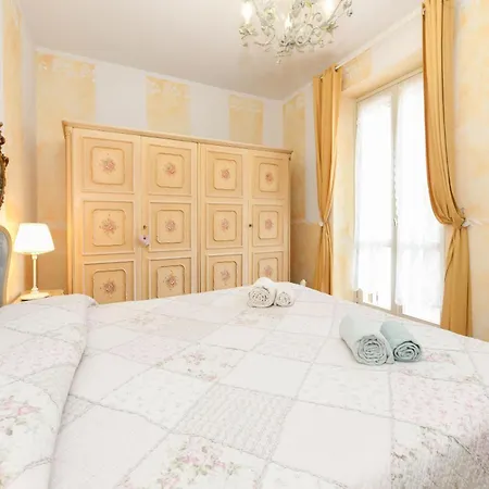 Relais De La Place Appartamento *