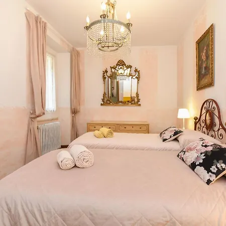 Relais De La Place Appartamento *
