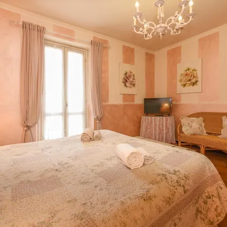 Appartamento Relais De La Place Desenzano del Garda
