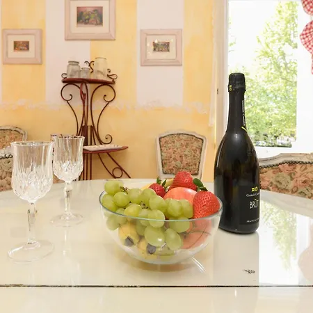 Relais De La Place Appartamento *